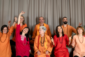 инструктори по йога